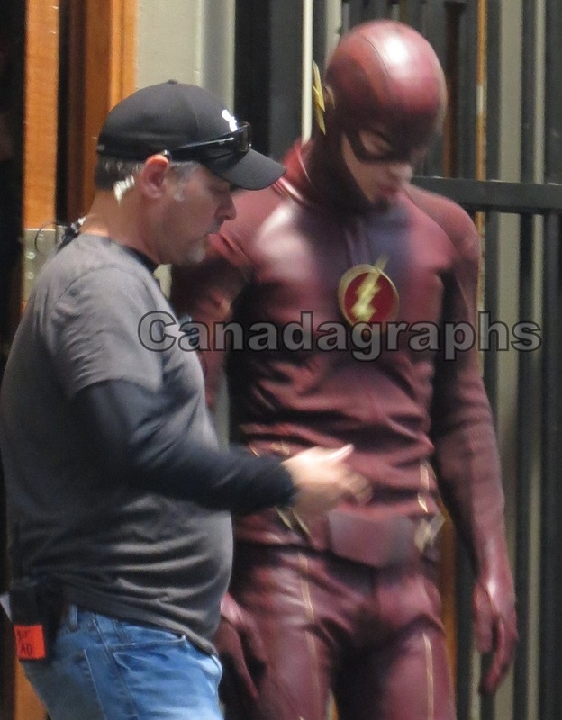 The Flash Shoots Scenes Over 3 Days For Episode 108 The Flash Vs Arrow Aka Flarrow Canadagraphs